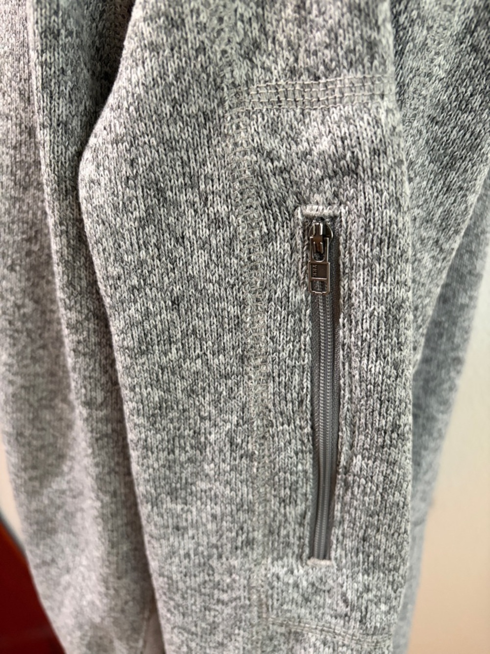 Patagonia Light Gray Heather Full-Zip Fleece Jacket - Picture 4 of 4